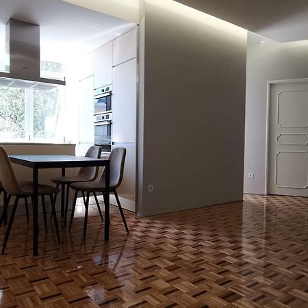 Grey Apartment Braga Bagian luar foto
