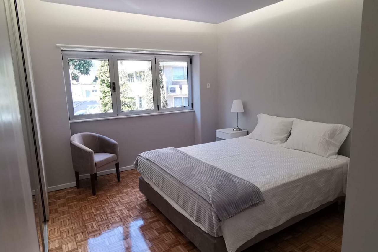 Grey Apartment Braga Bagian luar foto