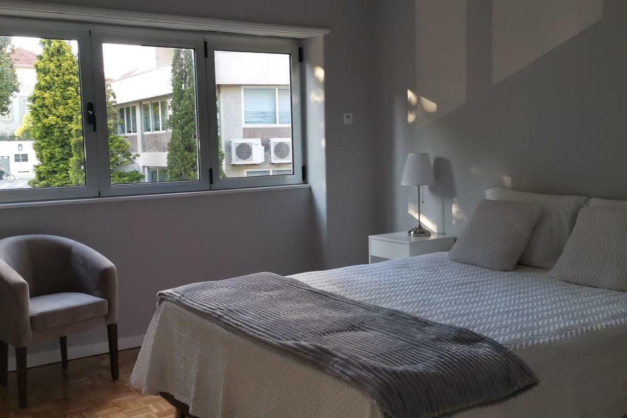 Grey Apartment Braga Bagian luar foto